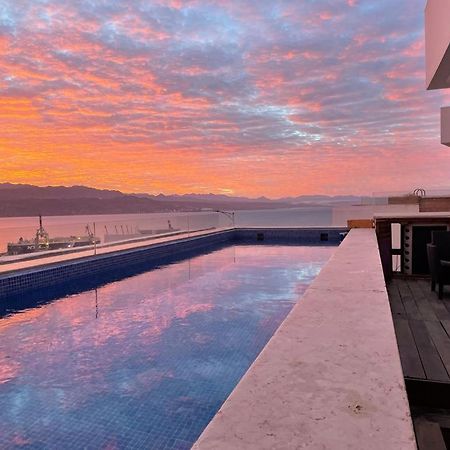 Private Pool Luxury Penthouses Sea View Ейлат Екстериор снимка
