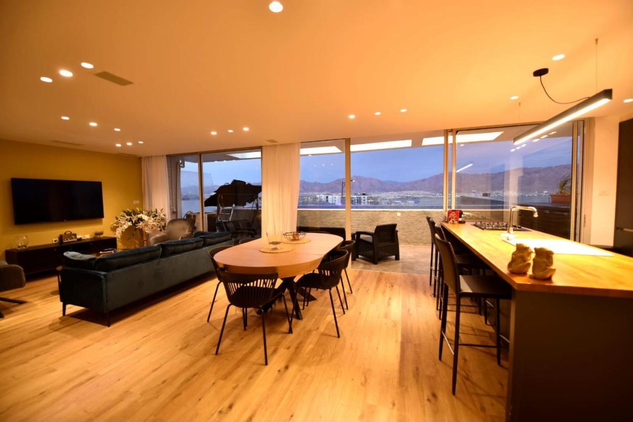 Private Pool Luxury Penthouses Sea View Ейлат Екстериор снимка